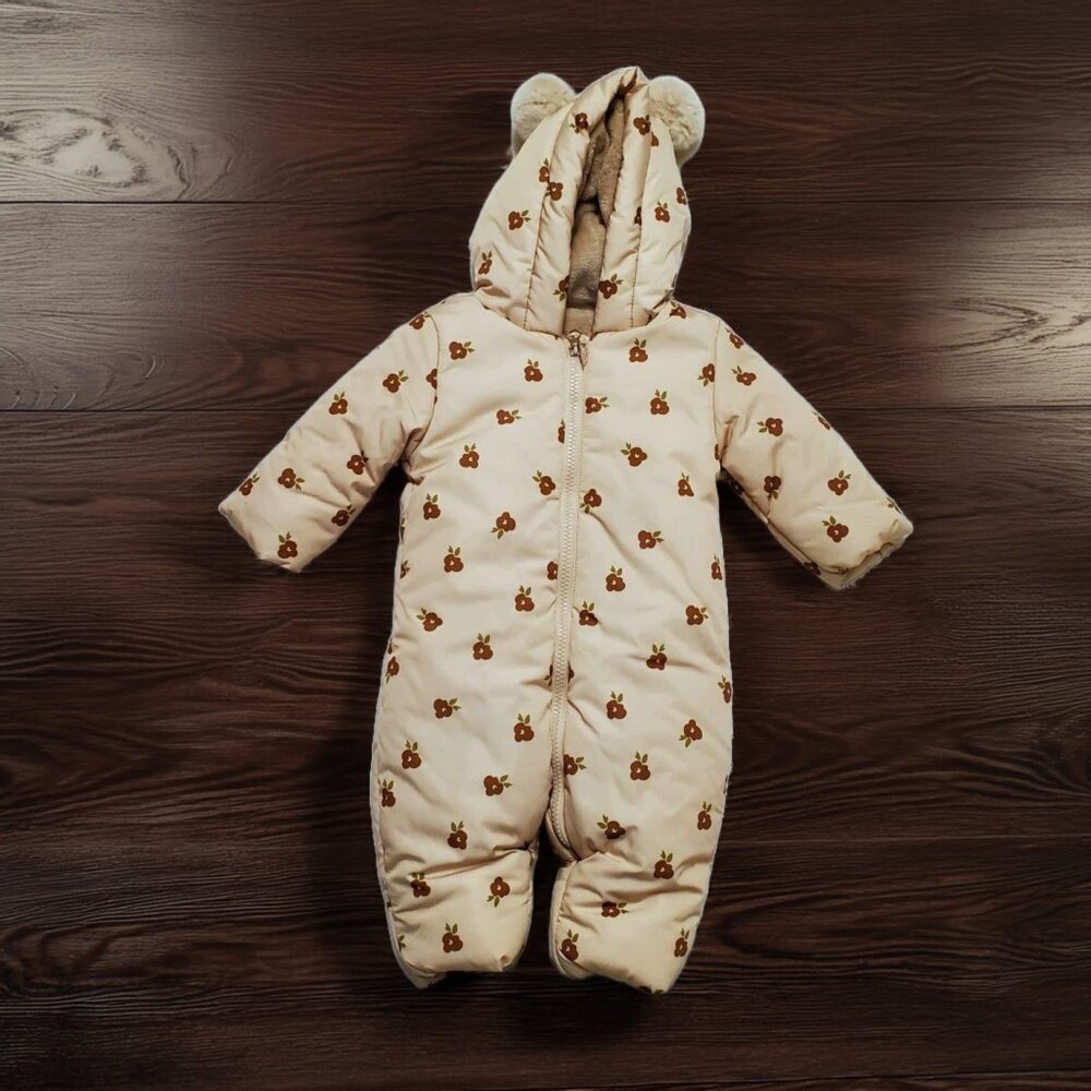 NWT Liv & Lottie Flower Snowsuit Size 3m